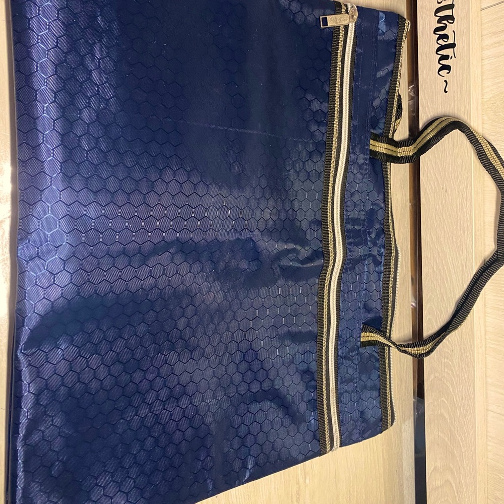 CRICUT BAG AND TOOLS